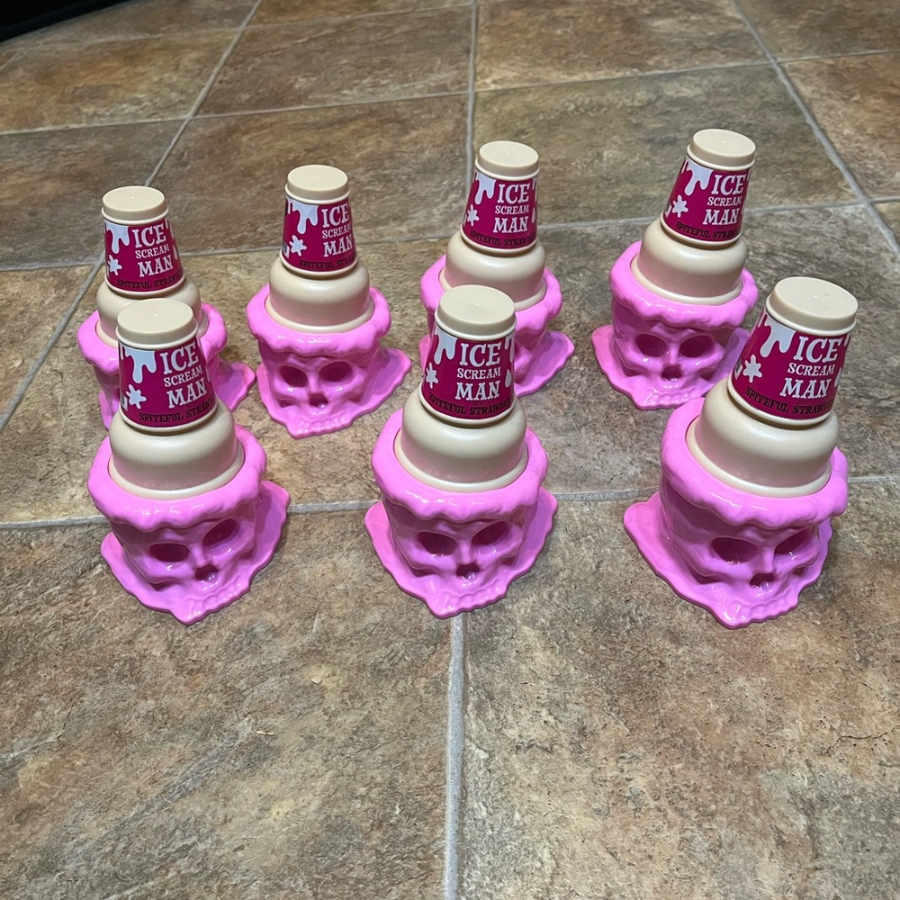 Lot of 7 Ice Scream Man Skull Ice Cream Holders - Strawberry